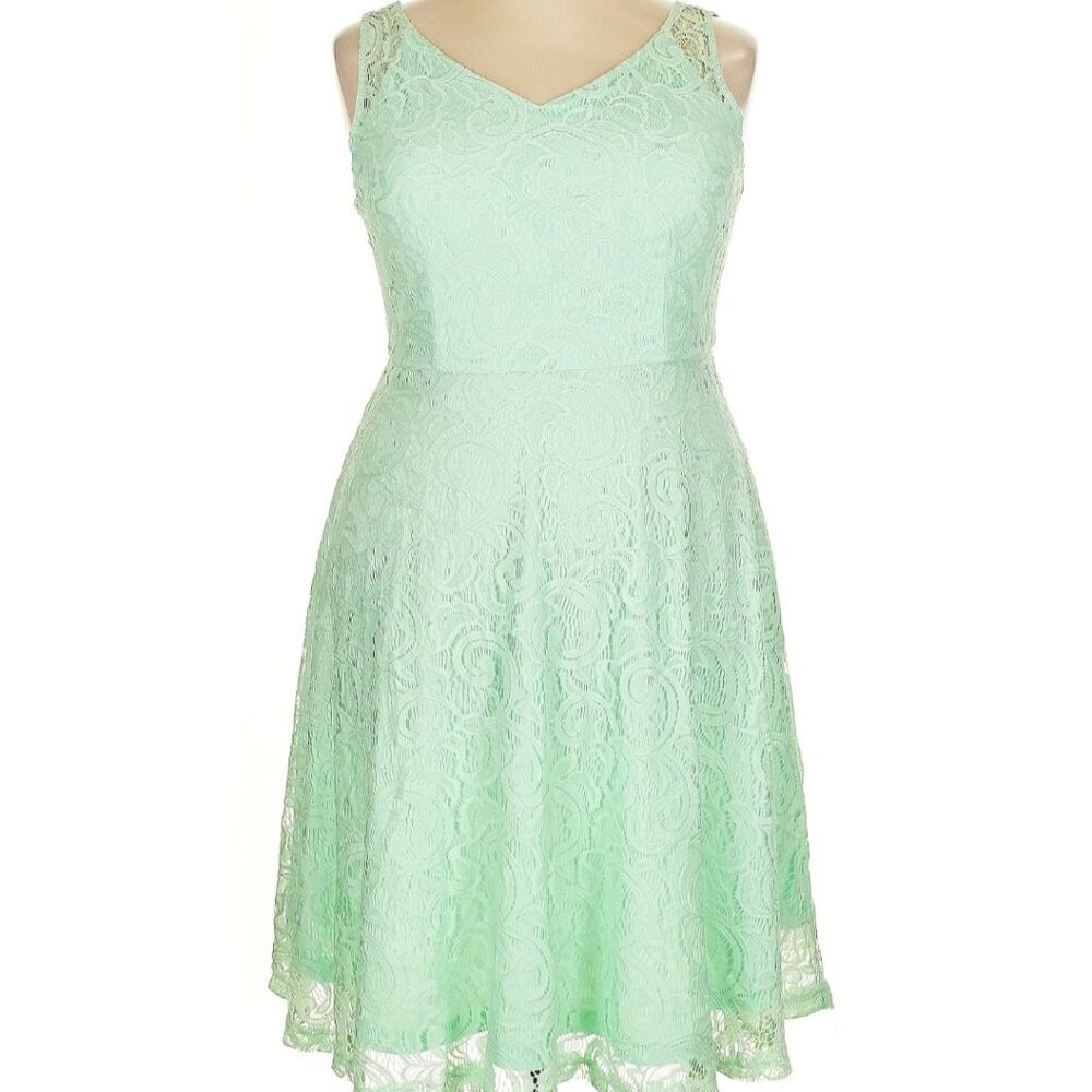 Dressy Star Light Green Lace Dress 2X